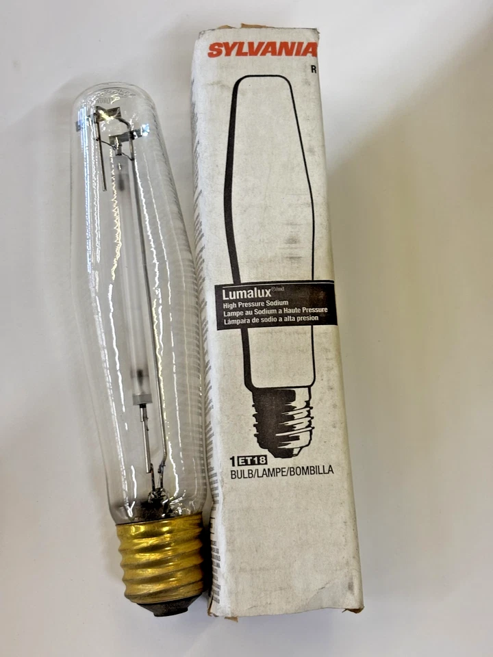SYLVANIA LUMALUX HIGH PRESSURE SODIUM ET18 LIGHT BULBS -LOT OF 2- - Image 3 of 4