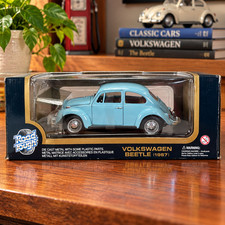 Road Legends 1967 Volkswagen Beetle Light Blue-1:18 Scale Collection- Rare Color