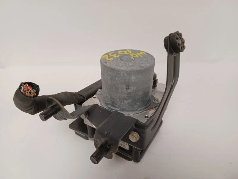 Conjunto de piezas de freno antibloqueo Xi AWD para BMW 525i 1690270 06-07 Foto 4 de 4