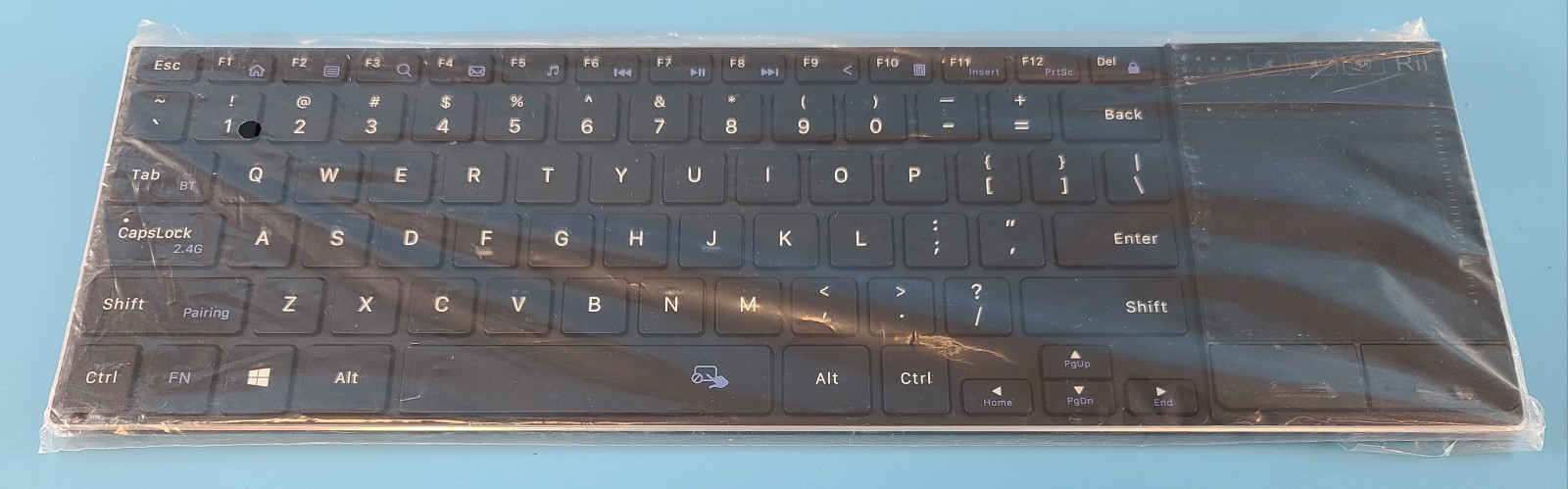 Rii K22S-US-BT RT721 2.4G Wireless and BT Dual Mode Multimedia Keyboard with TP. Available Now for $19.95