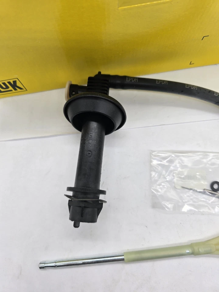 Cilindro mestre de embreagem LuK LMC400 - Imagem 2 de 4