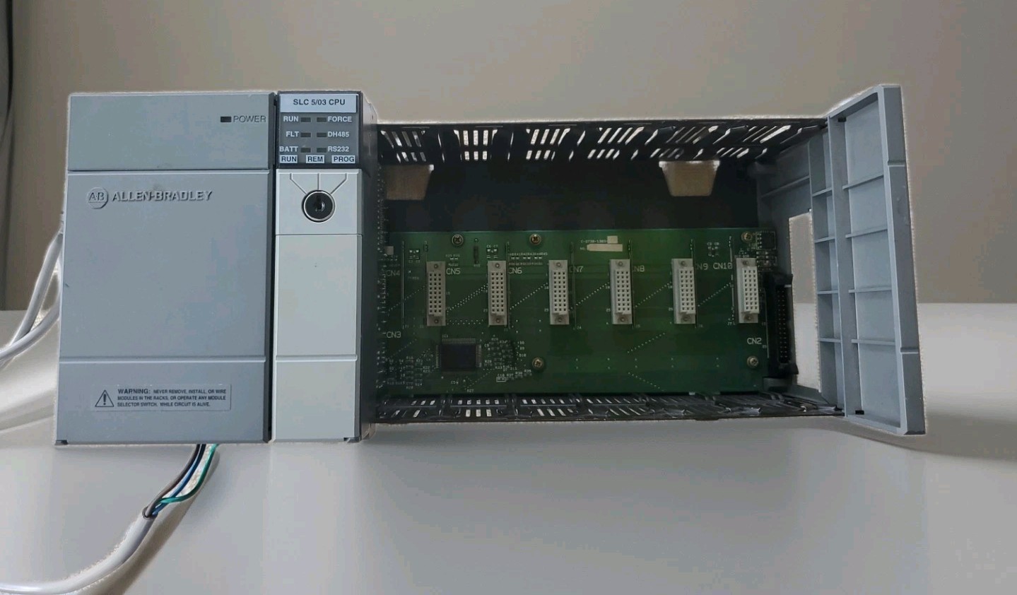 Allen-Bradley 1746-P2 SLC 500 Power Supply