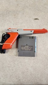 NINTENDO NES ZAPPER WITH MARIODUCK HUNT