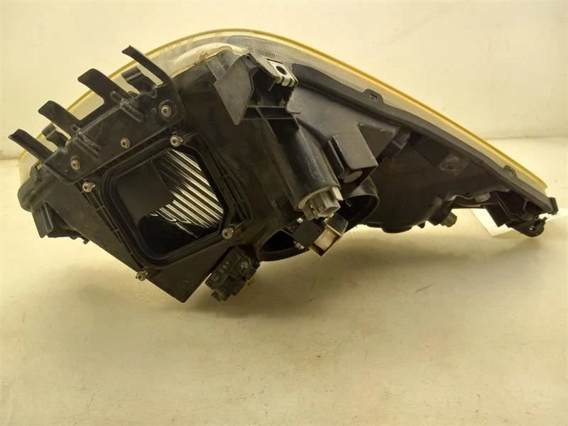 Driver Left Headlight With Xenon HID Fits 06-09 PRIUS 488842 - Image 3 of 4