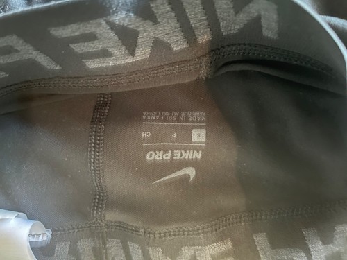 CONJUNTO DE MALLAS DE COMPRESIÓN DE LONGITUD COMPLETA NIKE Y NIKE PRO HYPERCOOL PARA HOMBRE TALLA PEQUEÑA - Imagen 6 de 7
