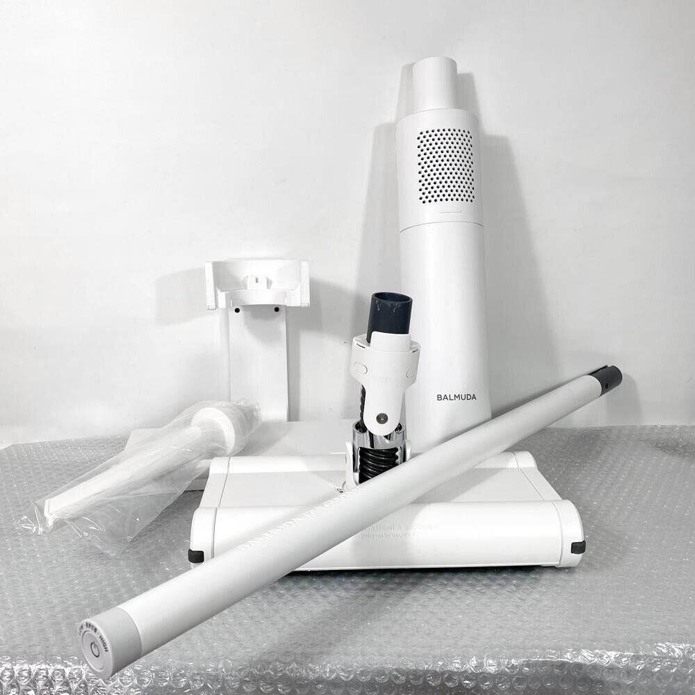 BALMUDA C01A-WH Cordless Cleaner White Cyclone Battery-powered Japan F/S