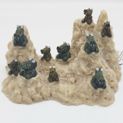Exotic Environments Sea Side Sculptures Alligators Island Aquarium Vintage 