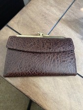 Vintage Baronet Cowhide Kisslock Wallet Brown 3.5 X 5.5