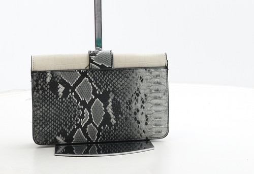 Accessorize Womens Multicoloured Animal Print Polyurethane Clutch Size Small - S - Picture 2 of 10