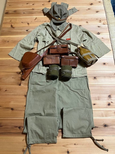 Replica Japanese WWII Soldier Uniform Gear Set with Ammo Pouch WW2 Me
