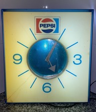 Vintage Pepsi Cola Wall Clock Model G-665 Working!