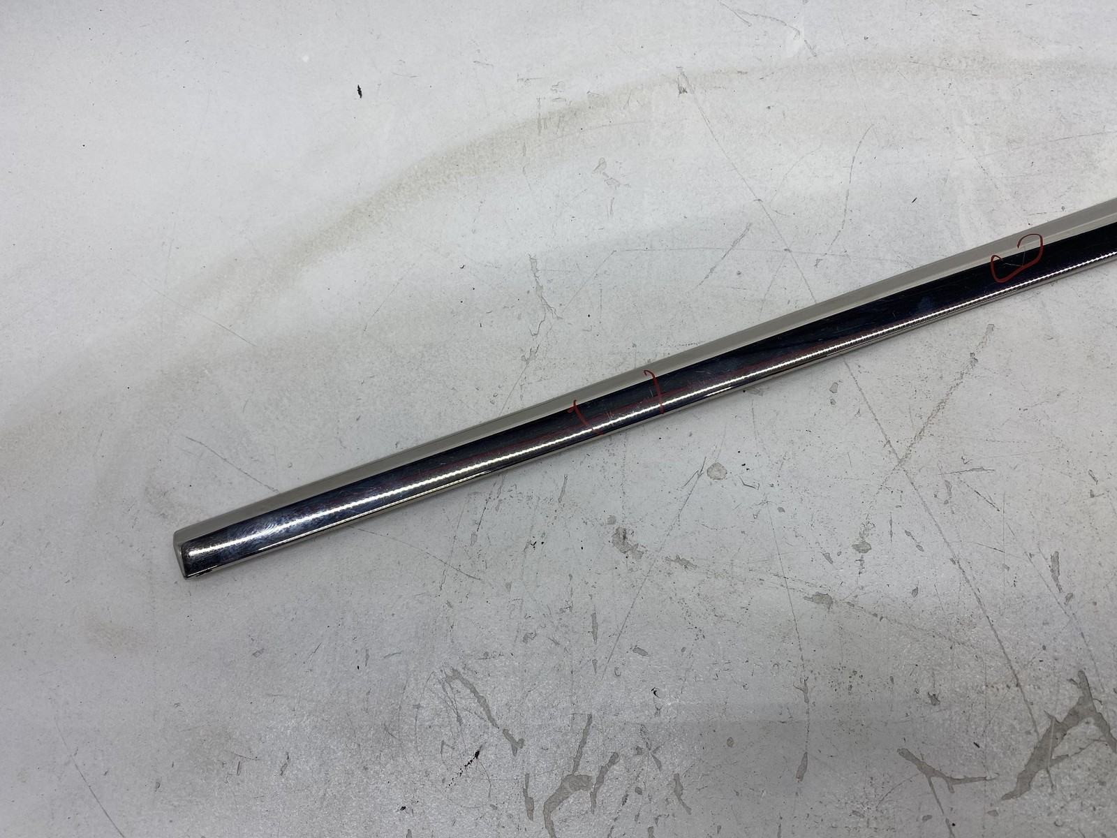 2010-2020 BENTLEY MULSANNE OEM FRONT LEFT DRIVER DOOR LOWER MOLDING TRIM CHROME