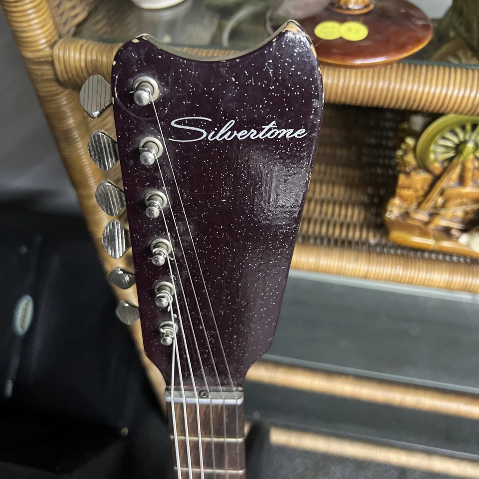 Guitarra Eléctrica Silvertone 1457 Años 60 De Colección Foto 3 de 4