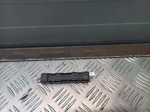 AUDI Q5 8R Antennenverstärker  8R0035225J 3.20 Petrol 2009 33420724