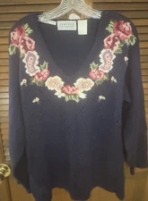 Vintage Jantzen Petite Sweater Navy Floral Embroidered V-Neck Ramie Acrylic S