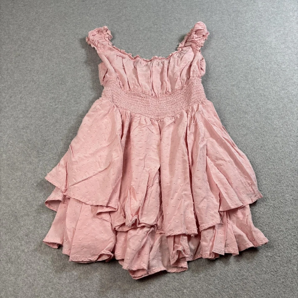 Mameluco para mujer Urban Outfitters rosa mediano con volantes en capas punto suizo coqueta boho Foto 2 de 4