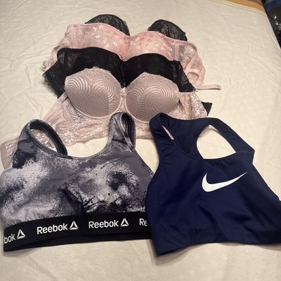 Skinny Latina 34B X4 1 Reebok 1 Nike Sport Bras Used Great Condition