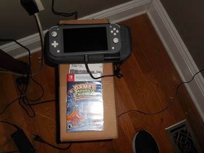 Free Shipping!  Nintendo Switch Lite Console bundle - gray, tested & working
