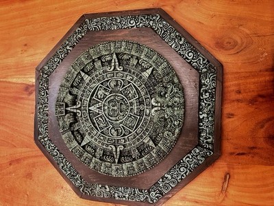 Vintage Mayan Aztec Sun Calendar Crush Malachite Stone Wall Hanging Art