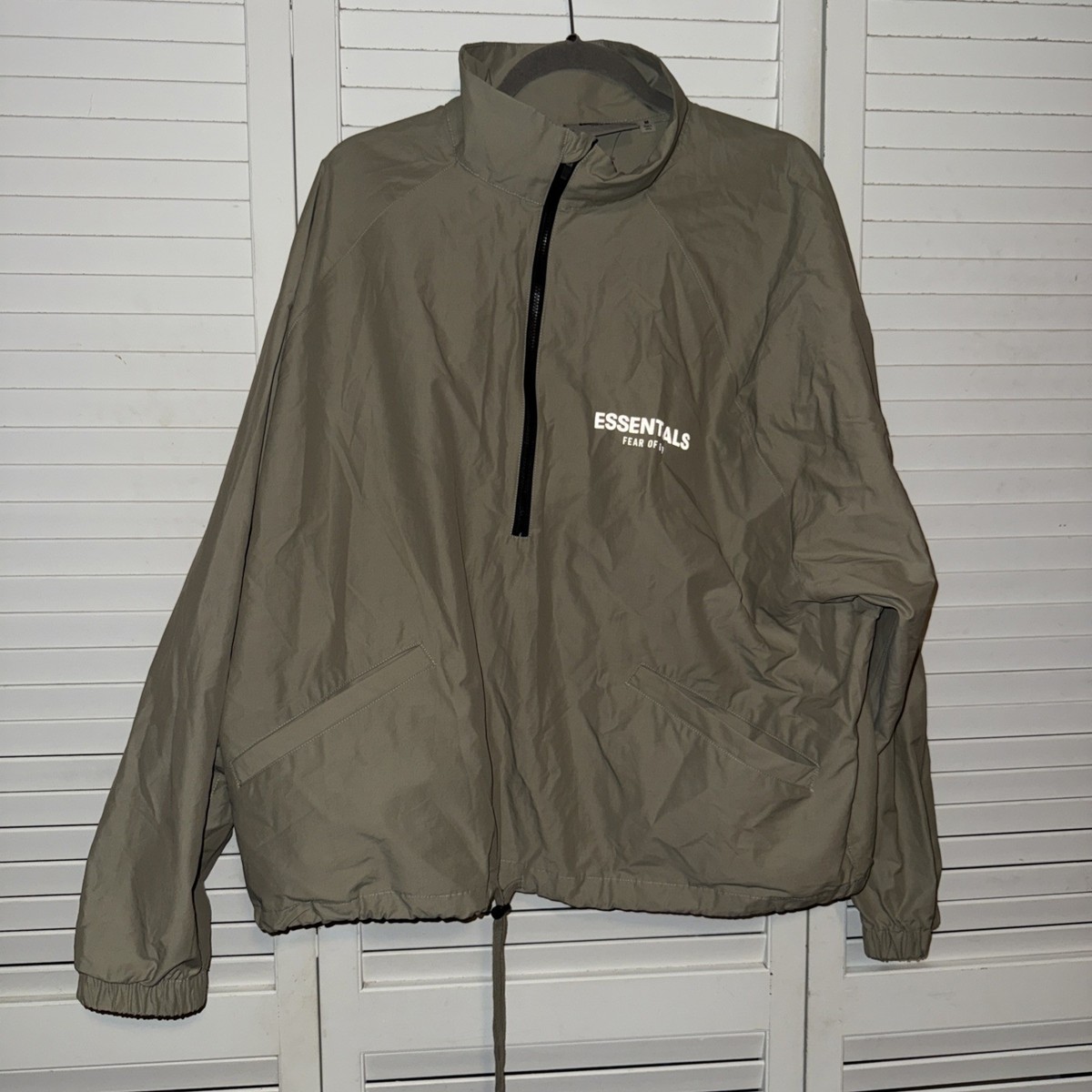 Fear of God Essentials Mockneck Oatmeal track jacket Half Zip. M Size