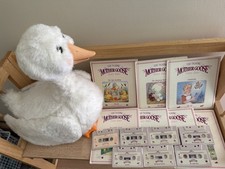 The Talking Mother Goose Worlds of Wonder- 1986 With 7 books and cassettes READ