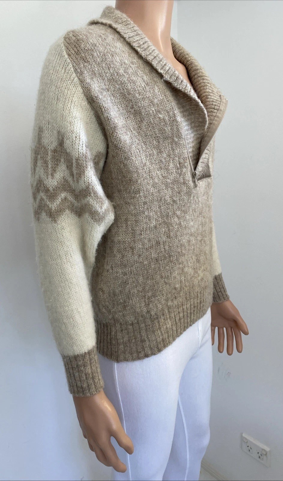 Vintage Alafoss Iceland Men’s XS - S Beige Cream Pure Wool Zip Jumper Pullover image 6
