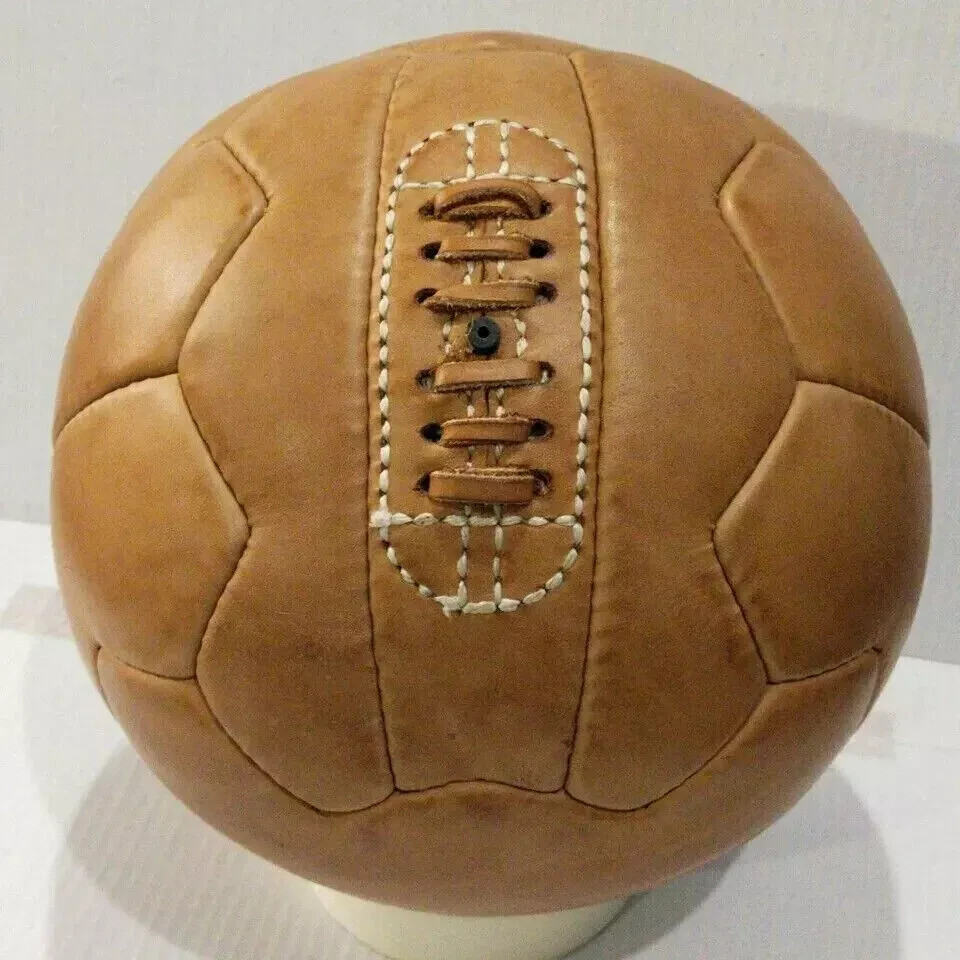 L'évolution du ballon de la Coupe du Monde – 1930 à 2026