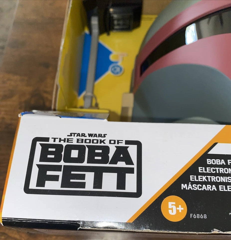 Star Wars, Boba Fett, Electronic Mask, Phrases , And Sound Effects New In Box - Image 2 of 4