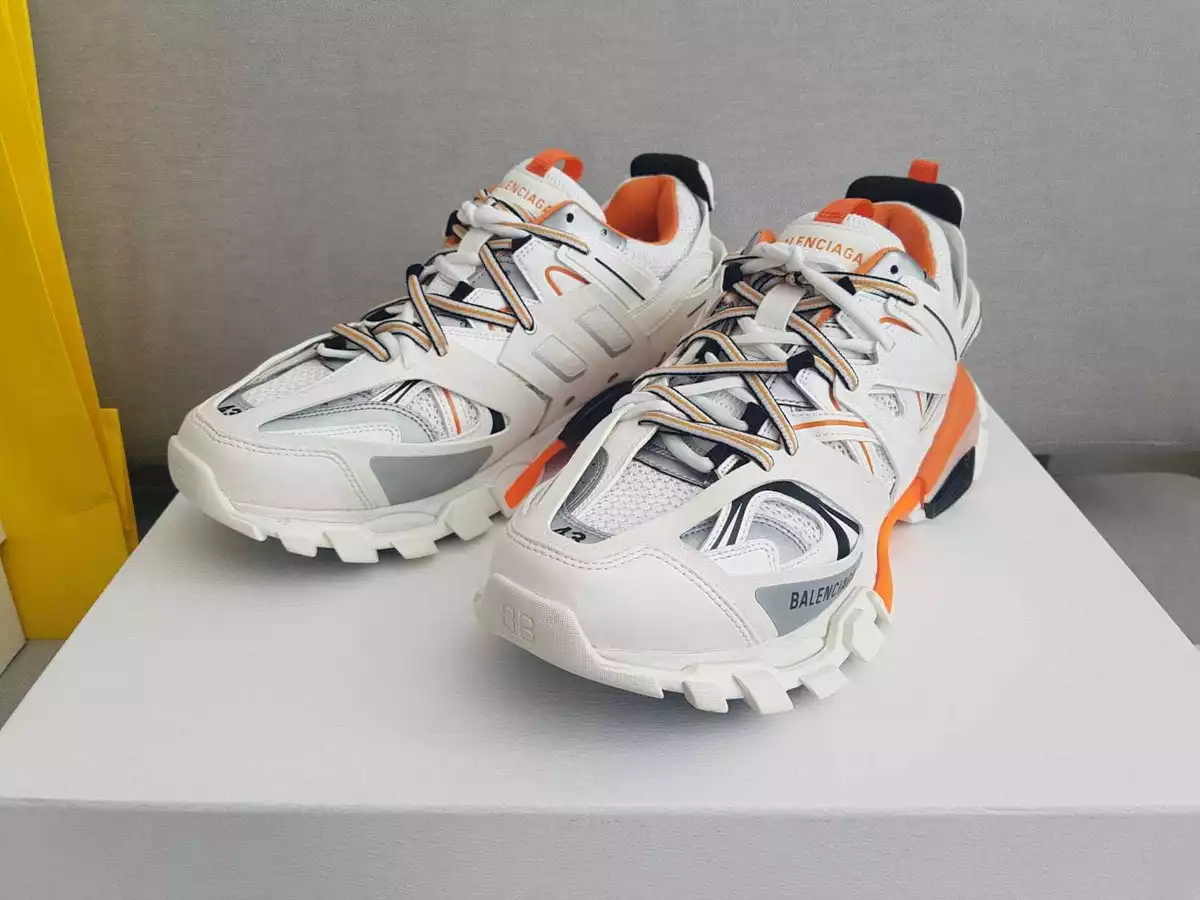 BALENCIAGA Track Sneaker 41 Orange