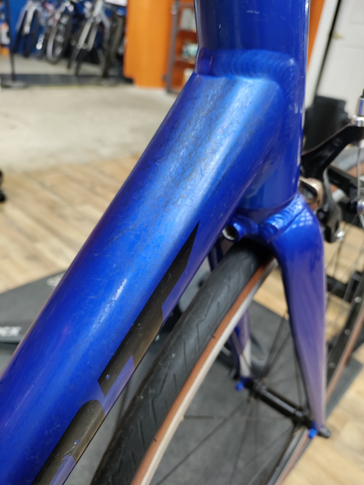 giant contend 3 road bike