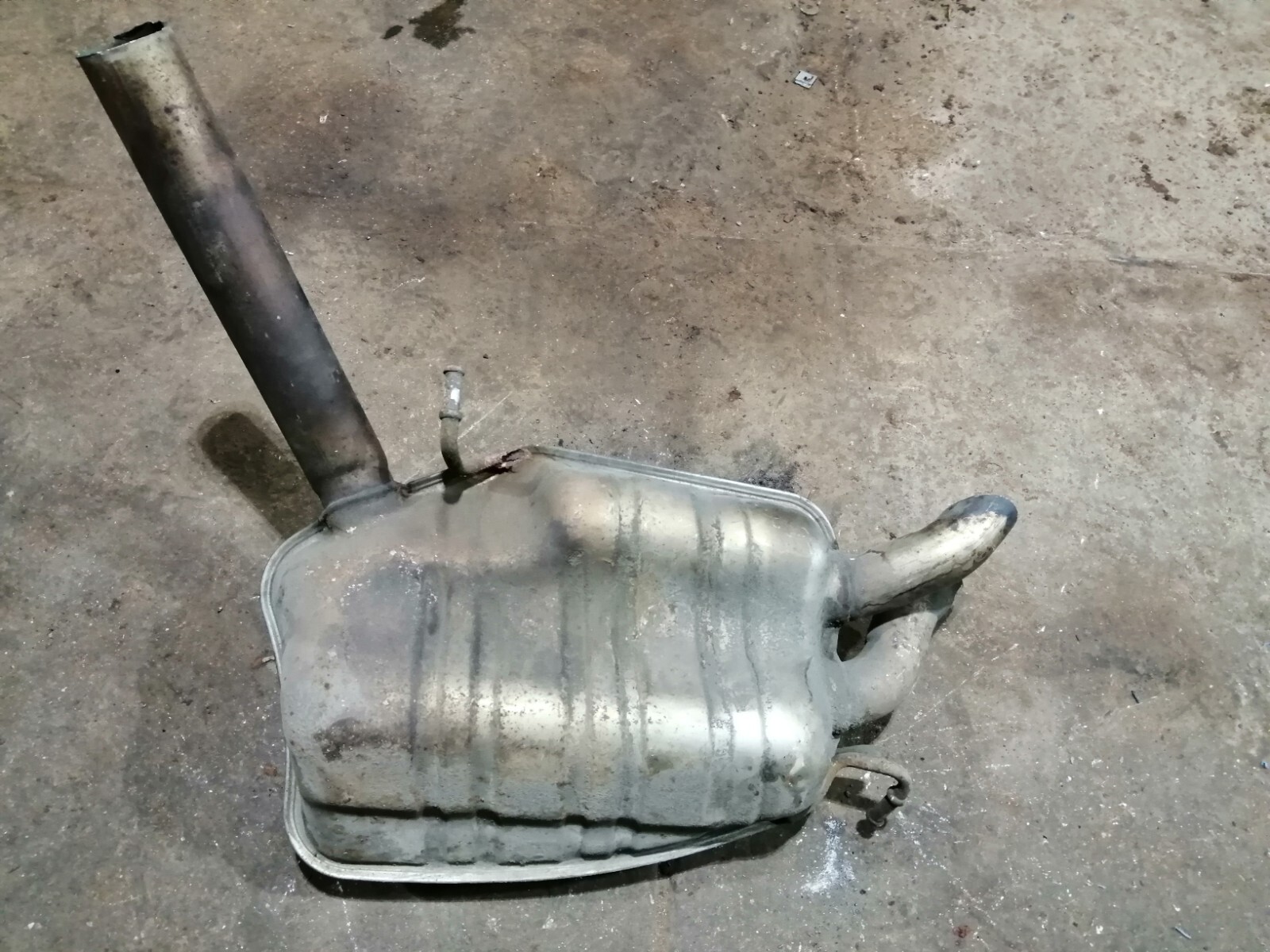 ORIGINAL Mercedes E-Klasse W211 Endschalldämpfer Auspuffanlage 