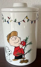 Peanuts Snoopy Charlie Brown Christmas Tree Lights 8"x 4.75" Cookie Jar Canister