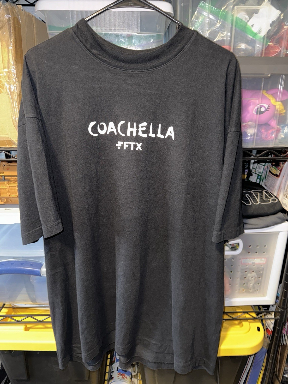 Coachella FTX 2022 T-Shirt Unisex Large Black Music Festival Flower Graphic Tee