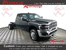 2026 Ram 3500 Tradesman 60CA Dually TRUCK Remote keyless entry Bluetooth