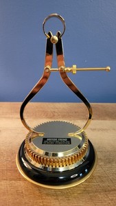 Motor Trend 2009 Sport Utility of the Year Caliper Trophy