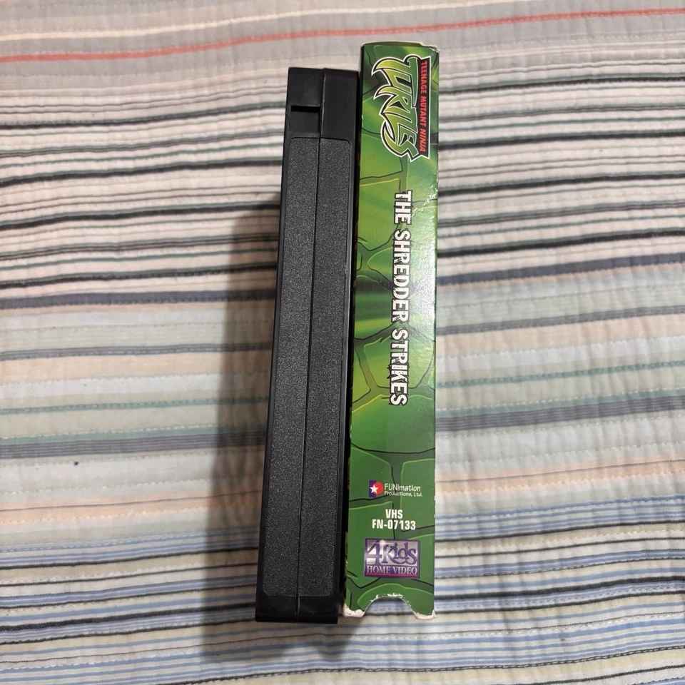 2003 Teenage Mutant Ninja Turtles TMNTThe Shredder Strikes VHS Rare - Image 4 of 4