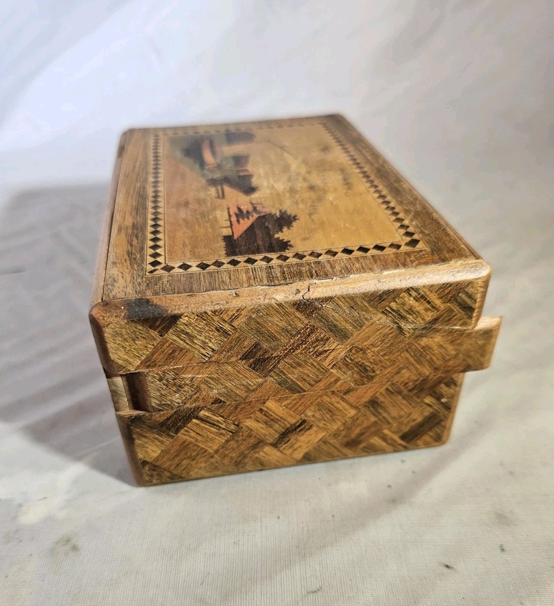 Vintage Japanese Himitsu-Bako Secret Puzzle Box Mt. Fuji Yosegi