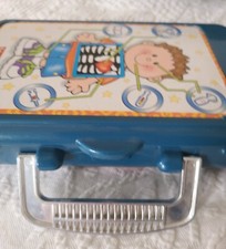 2000 Vintage Fisher Price Medical Kit Doctor Dr Nurse Play Set