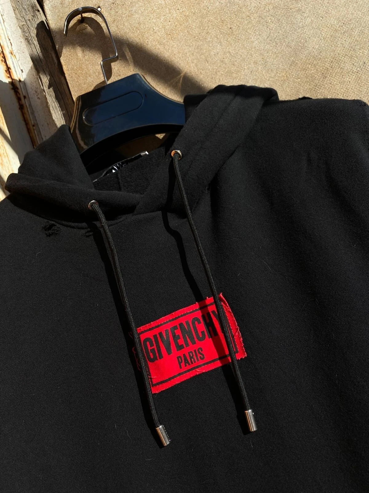 Felpa con cappuccio uomo Givenchy Destroyed