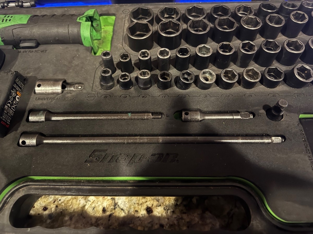 Snap On 62 Pc 3/8” Dr Cordless Impact To Go Foam Set Green
