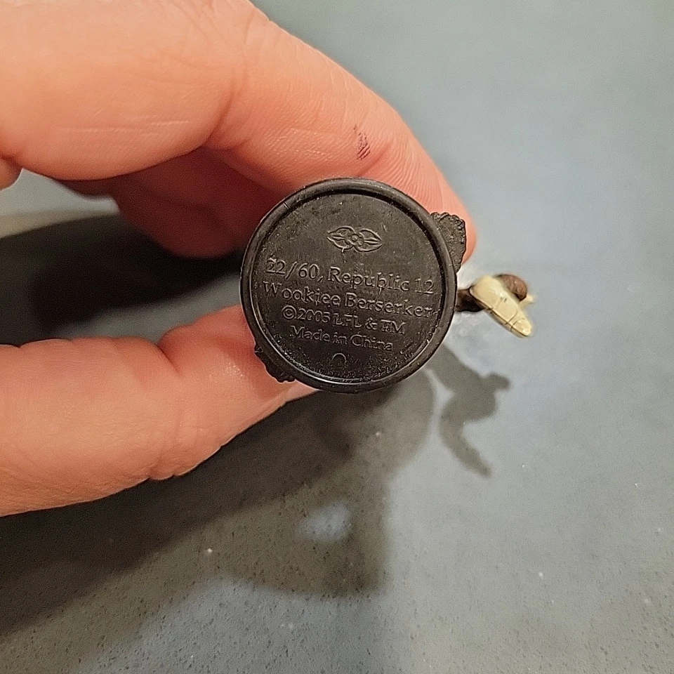 Revenge of the Sith ~ WOOKIEE BERSERKER #22 Star Wars Miniature No Card - Image 3 of 3