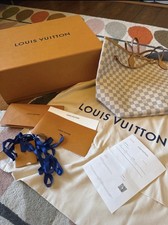 Louis Vuitton Neverfull Tote