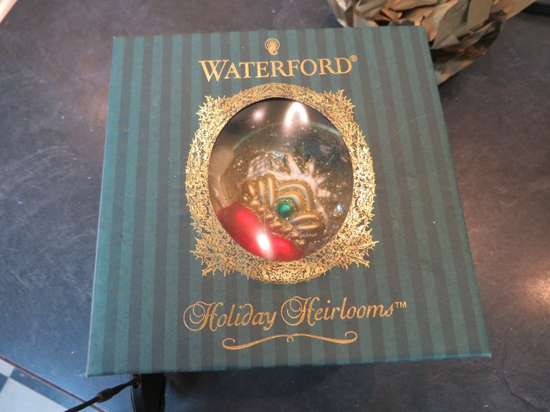 Waterford Holiday Heirlooms Claddagh Ring Limited Edition Glass Ornament +box