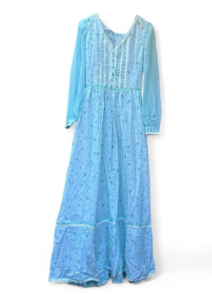 Vestido De Colección Años 70 Hecho a Mano Algodón Pionero Pradera Granja Tareas Estampado Flor Azul Foto 2 de 4