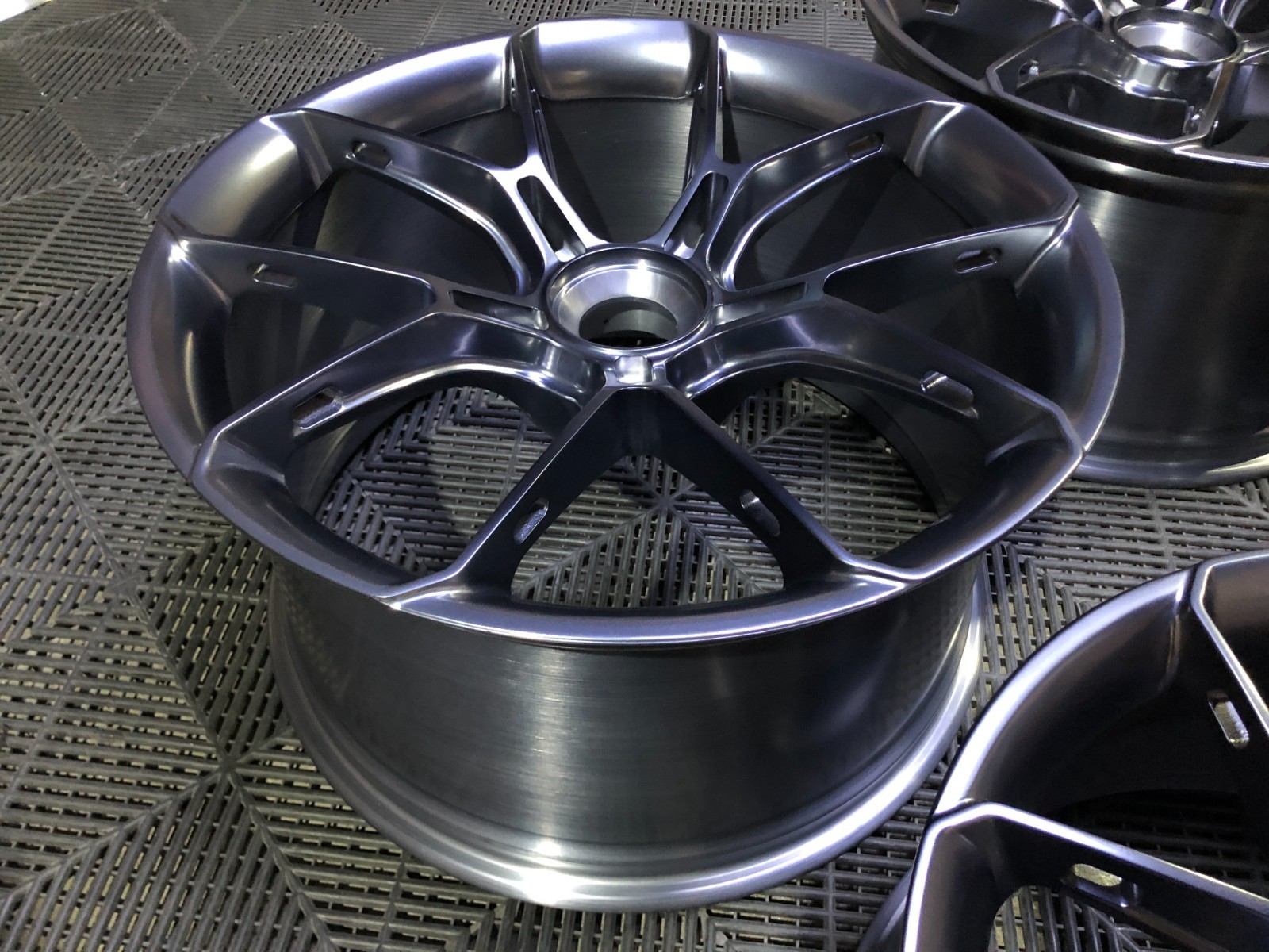 Maserati Levante 2017-2023 Wheel