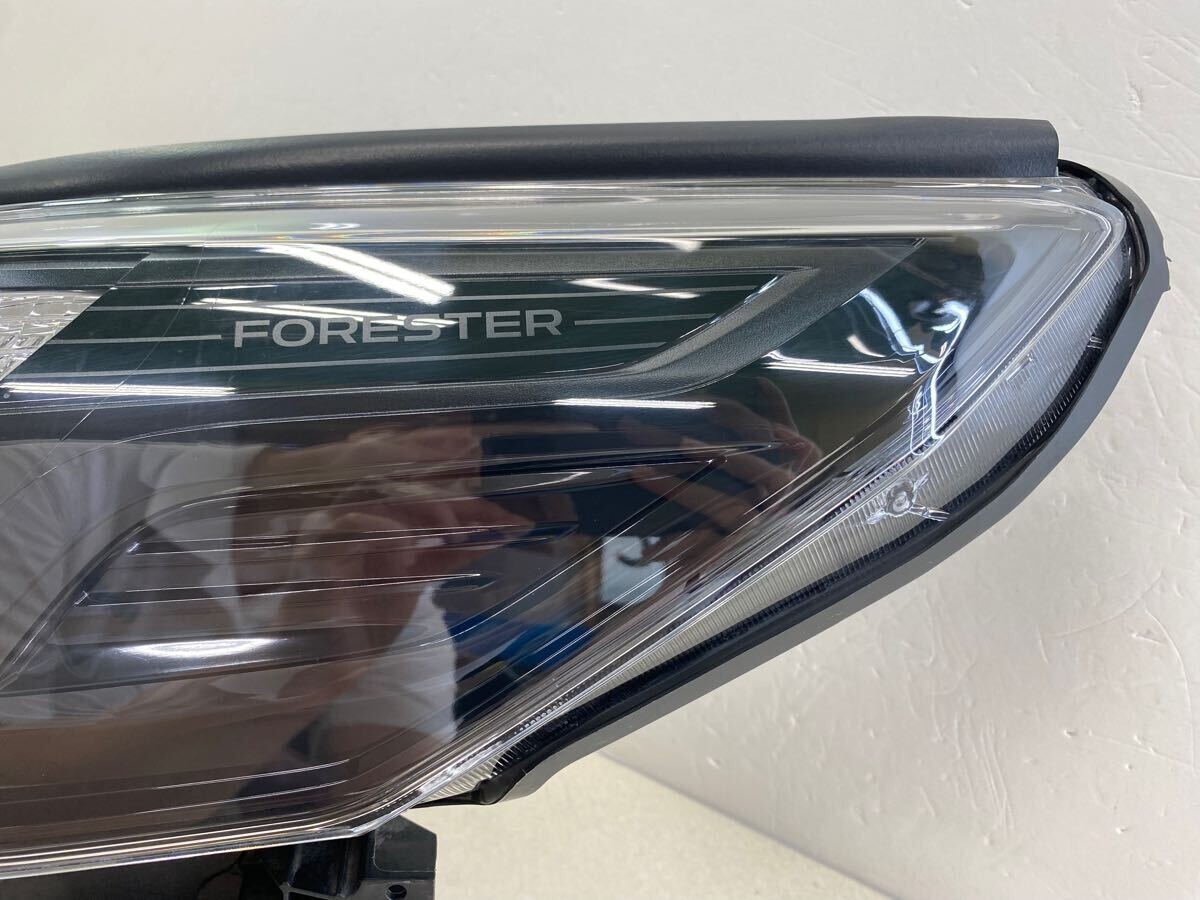 Subaru SK5 SKE Late Model Forester LED Left Headlight KOITO 100