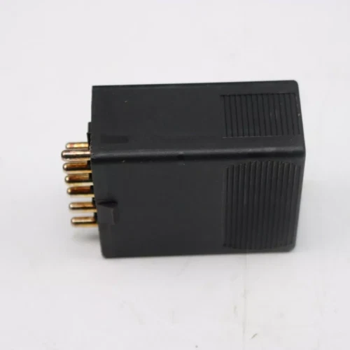 Kraftstoff~pumpe Relais(0035452005) passt für Mercedes-Benz W124/W201/W460/R107 - Bild 11 von 17