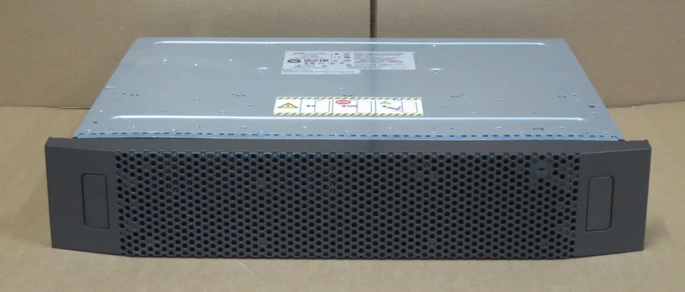 EMC SAE 2U Storage Array Expansion 4x 600GB 2.5" 9x 1.2TB 2.5" 2x SAS Controller - Image 2 of 4