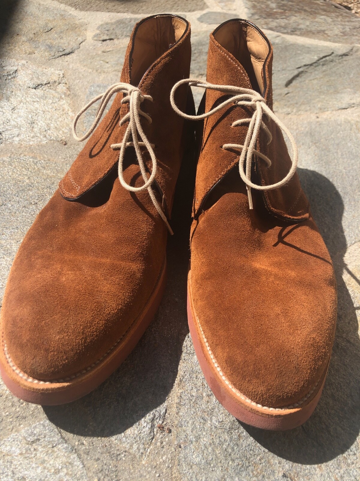 Barneys NY mens suede desert chukka boots • US size… Gem