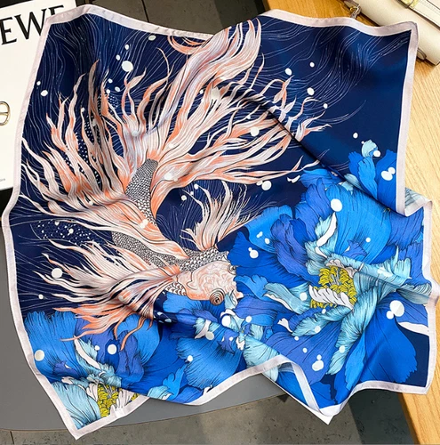 100 % Maulbeerseide Schal klassische Mode goldener Arowana-Druck quadratischer Schal 27 Zoll - Bild 17 von 17